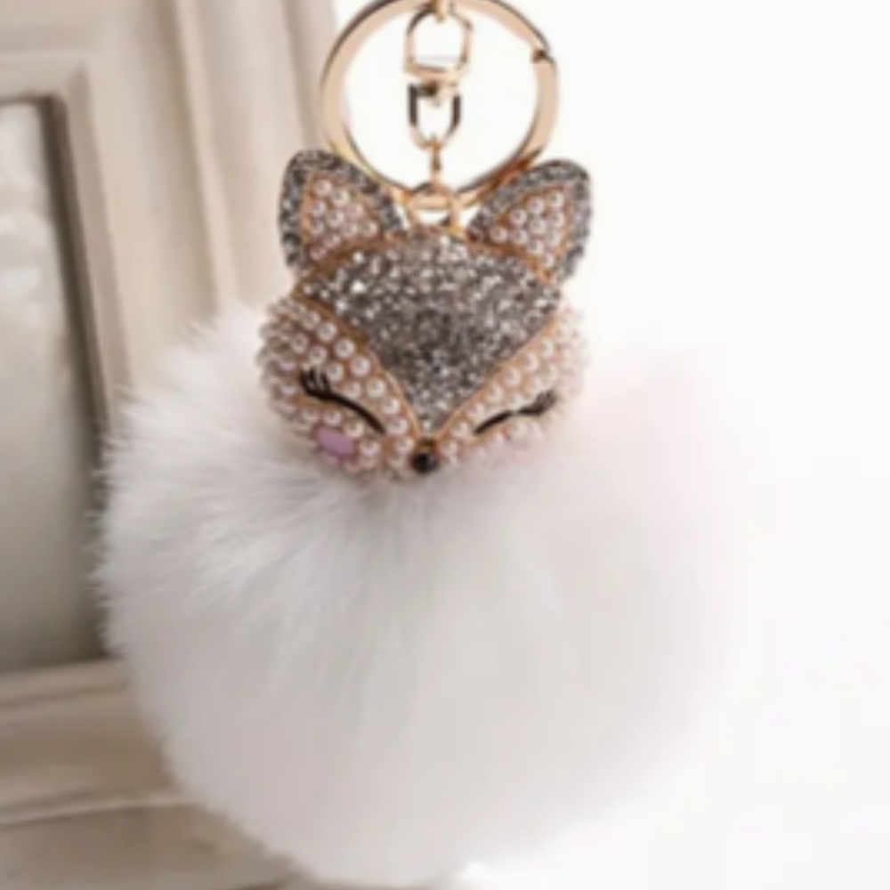 1pc Glamorous Oversized Rabbit Fur Keychain - Fox Head Pendant with Rhinestones